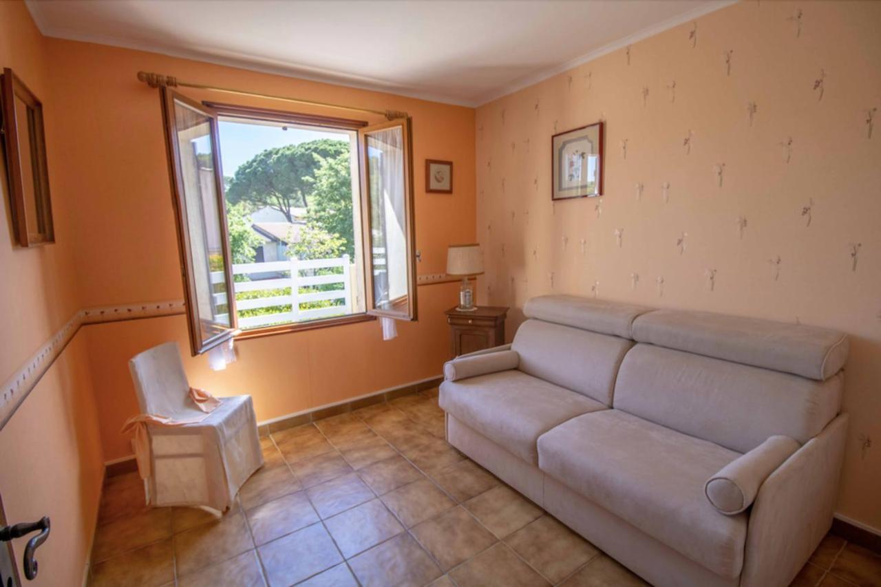 Large Spacious House In Fréjus 외부 사진